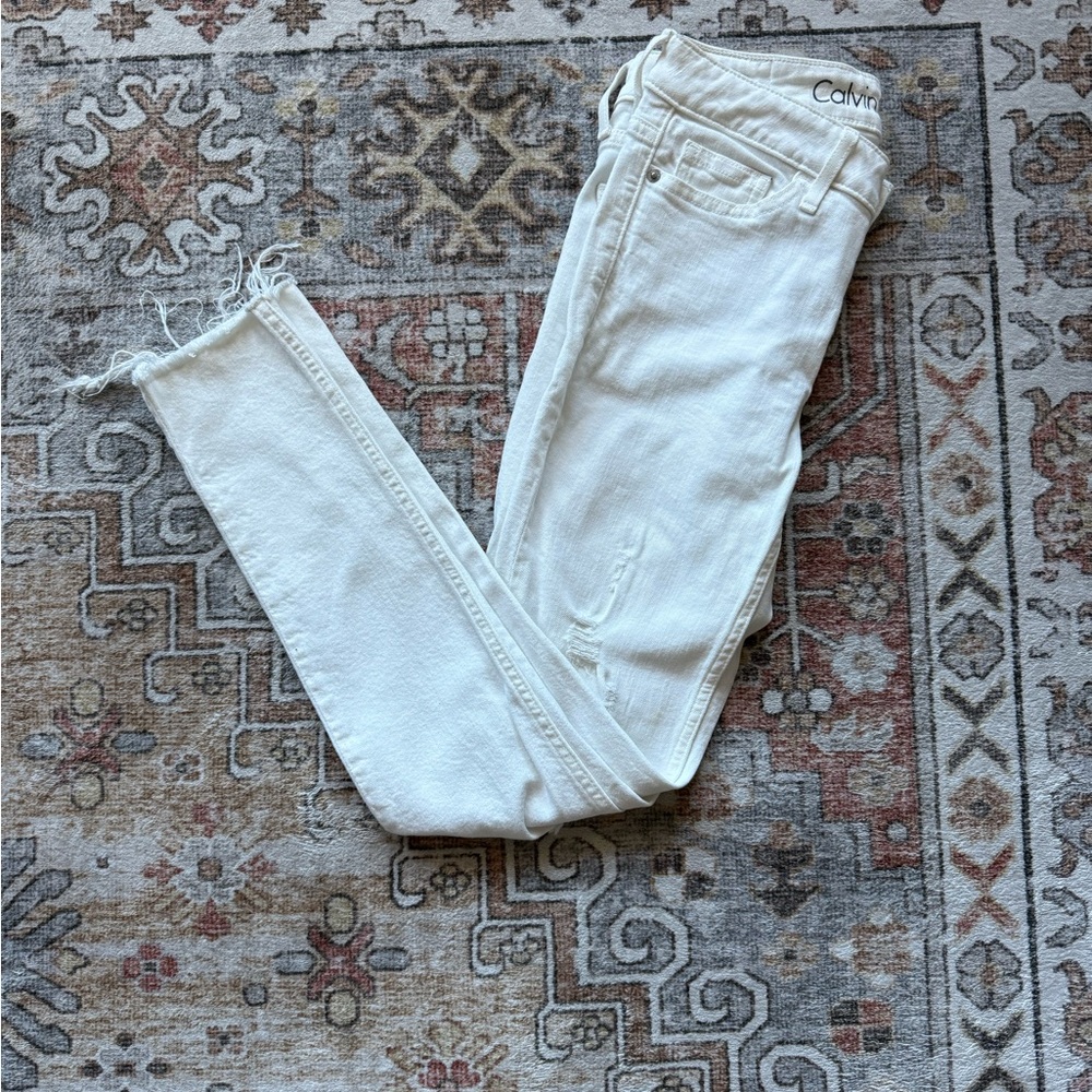 Calvin Klein Women's Cream Skinny Jeans